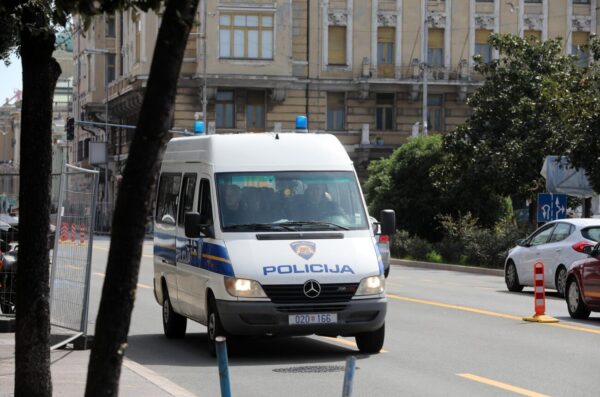 Rijeka: Policijske patrole po centru grada uo?i utakmice Rijeka – Hajduk