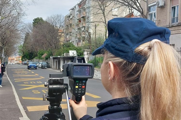 kontrola kamera policija nadzor brzina Pećine akcija 4 kontrola kamera policija nadzor brzina Pećine akcija 4
